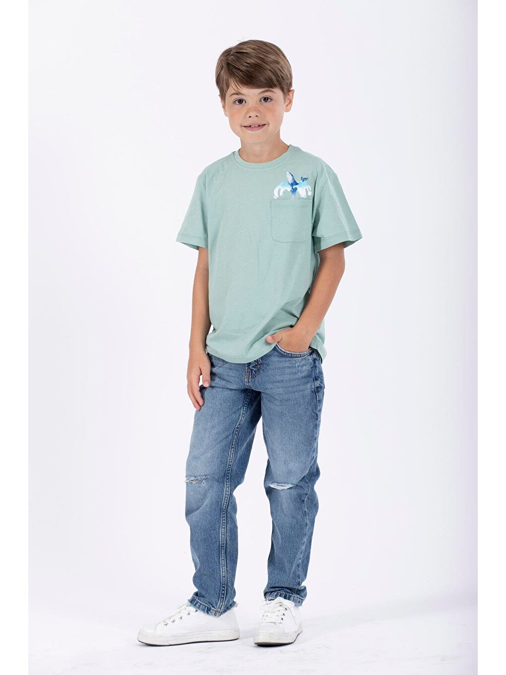 Yeşil Bisiklet Yaka Balina Baskılı Erkek Çocuk Tişört