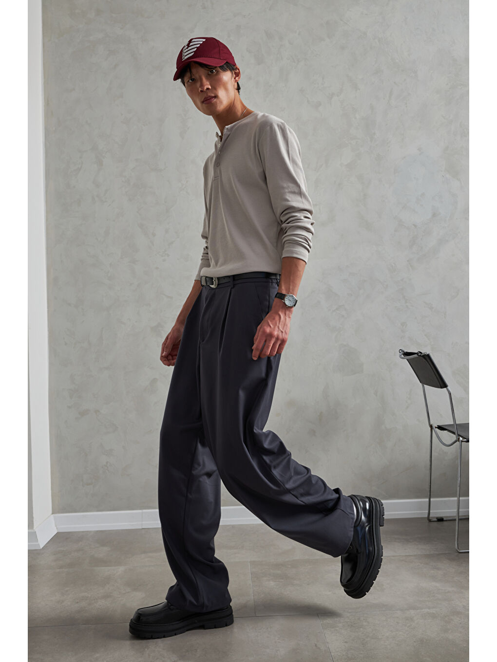 Gri Erkek Pileli Ekstra Baggy Kalıp Kumaş Pantolon-3