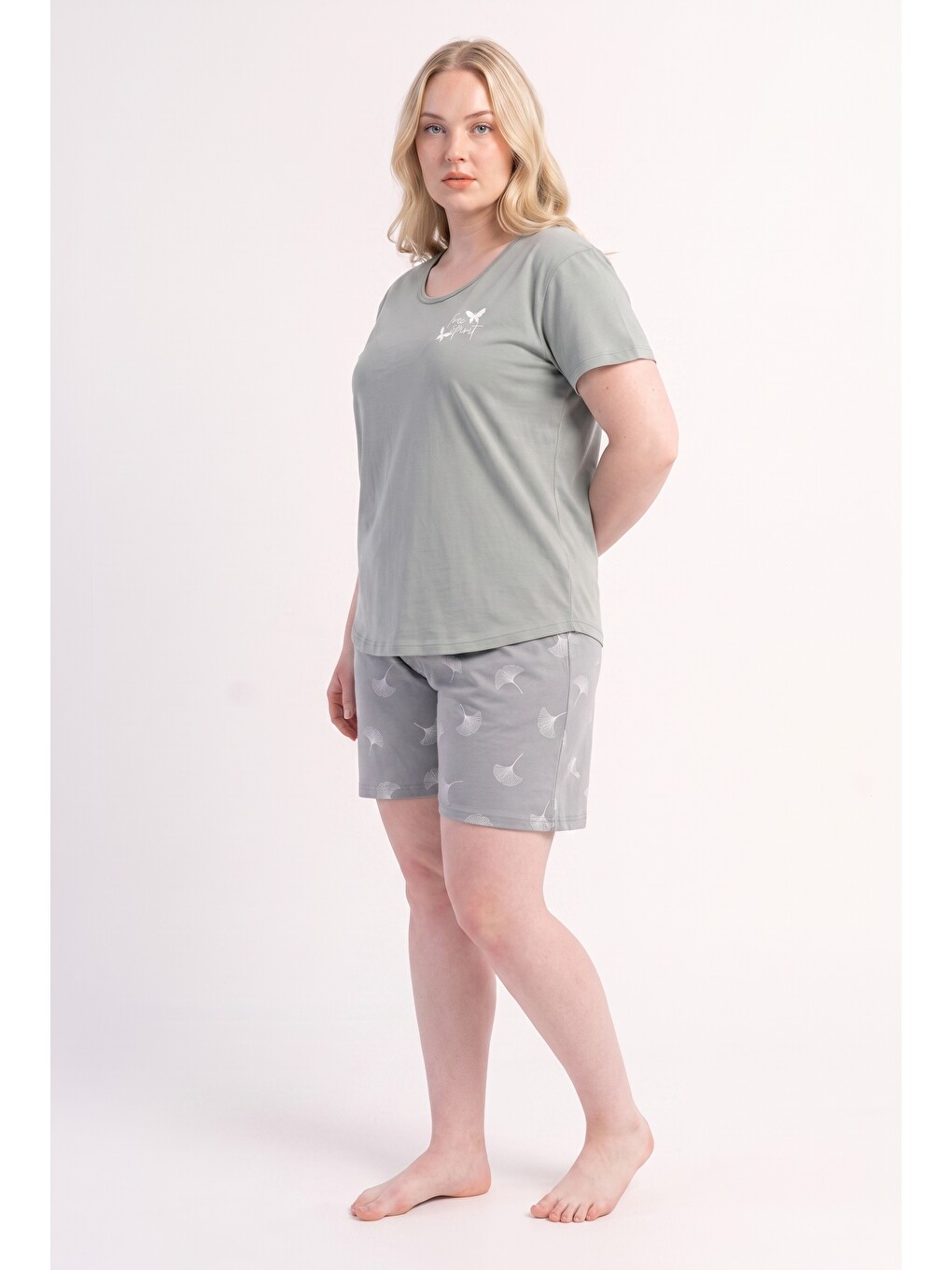 Gri Şortlu Kadın Pijama Takımı-3