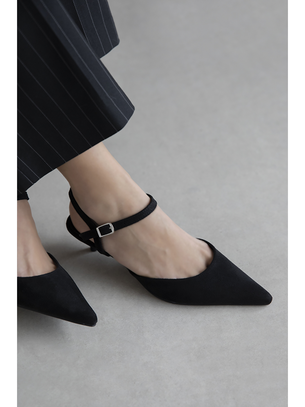 Melvin Kadın Topuklu Süet Ayakkabı Siyah-1