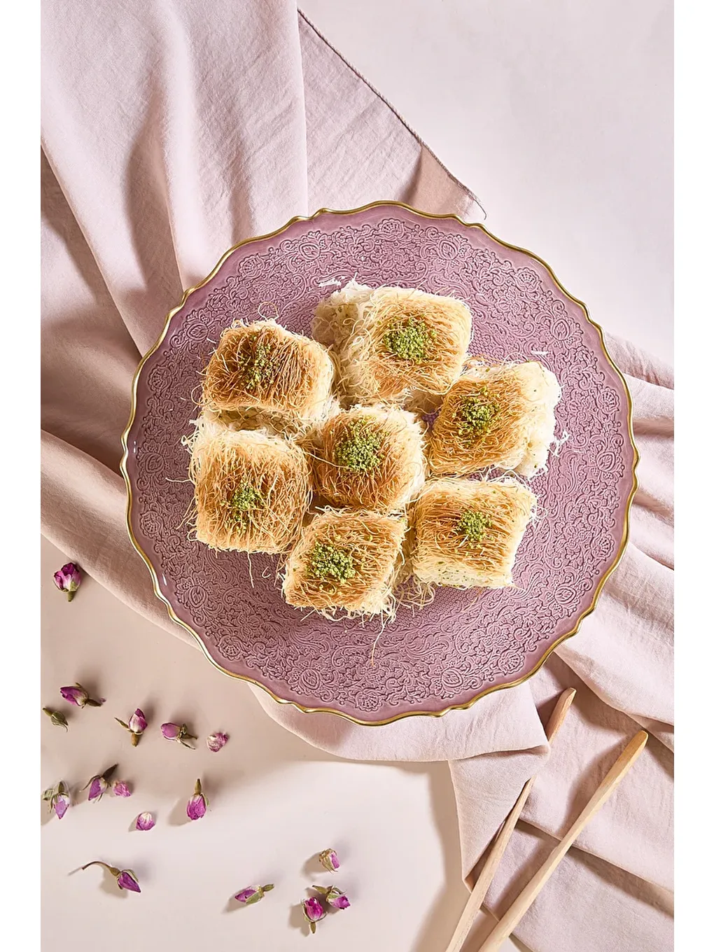 Goblen 28 CM Mürdüm Ayaklı Pasta Tabağı Standı-2