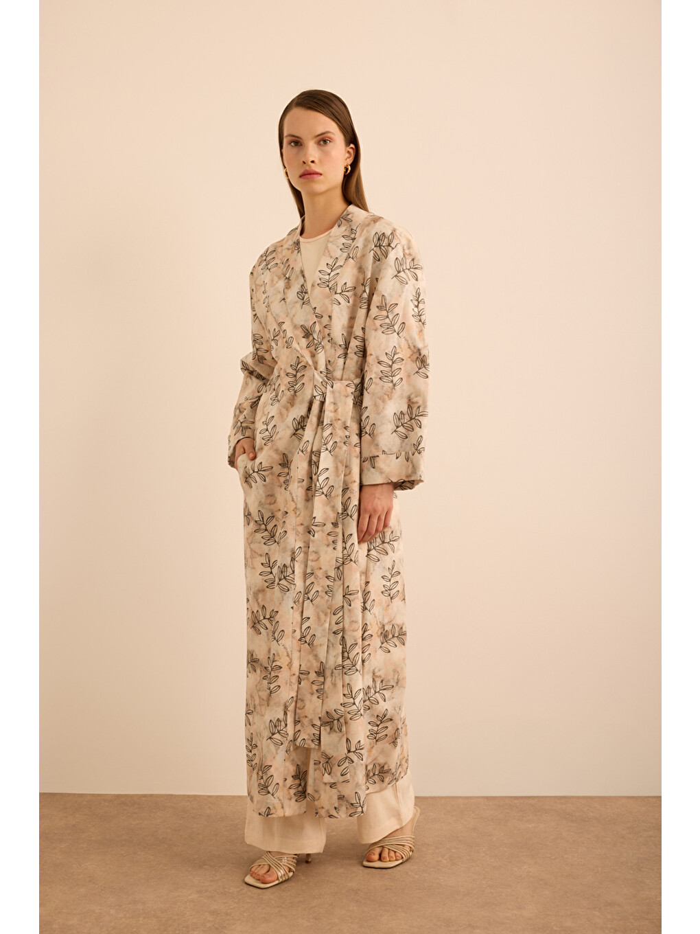 Ekru Yaprak Desenli Keten Yandan Bağlamalı Kimono-2