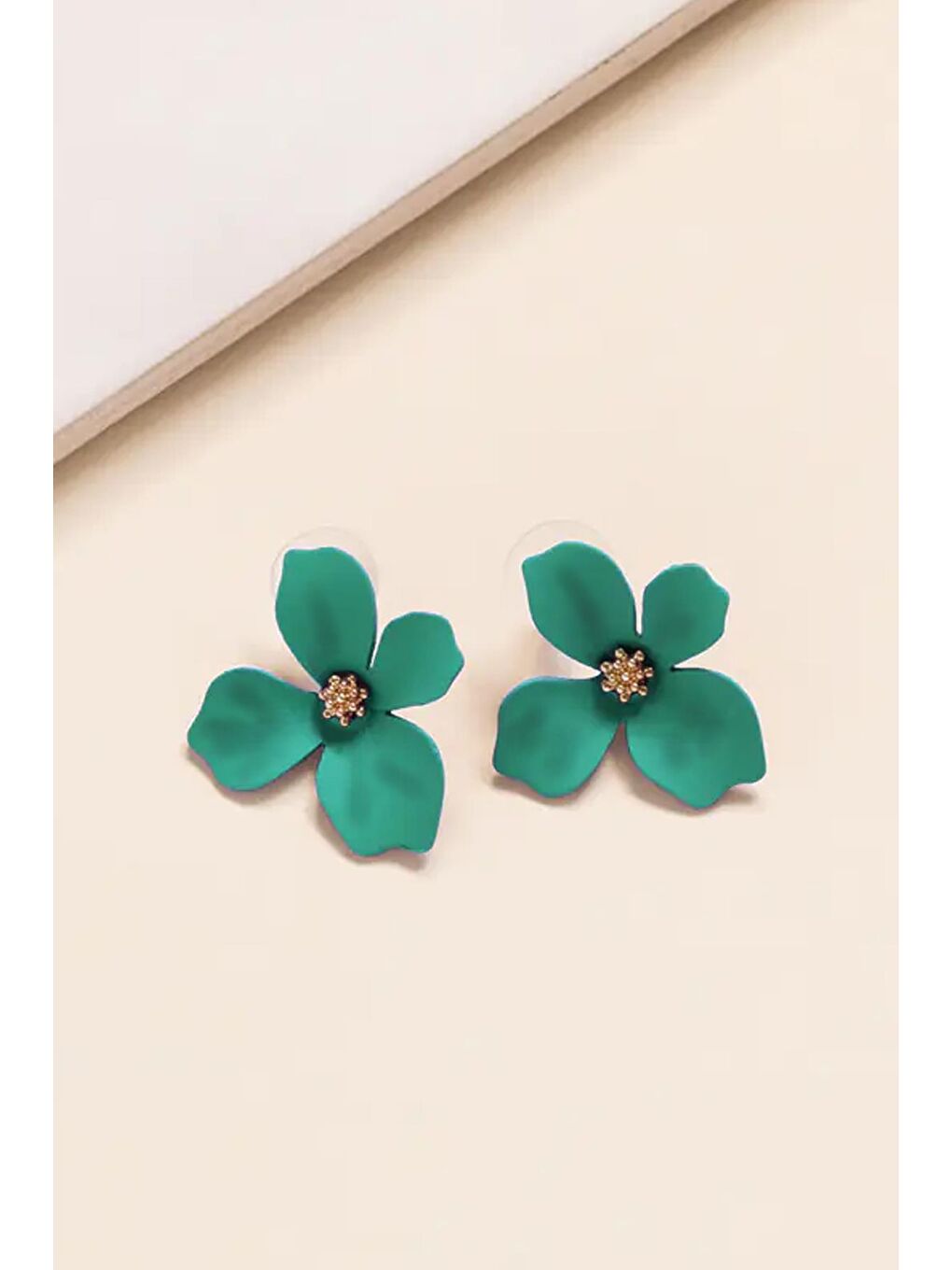 Turkuaz Zarif Çiçekli Çivi Küpe