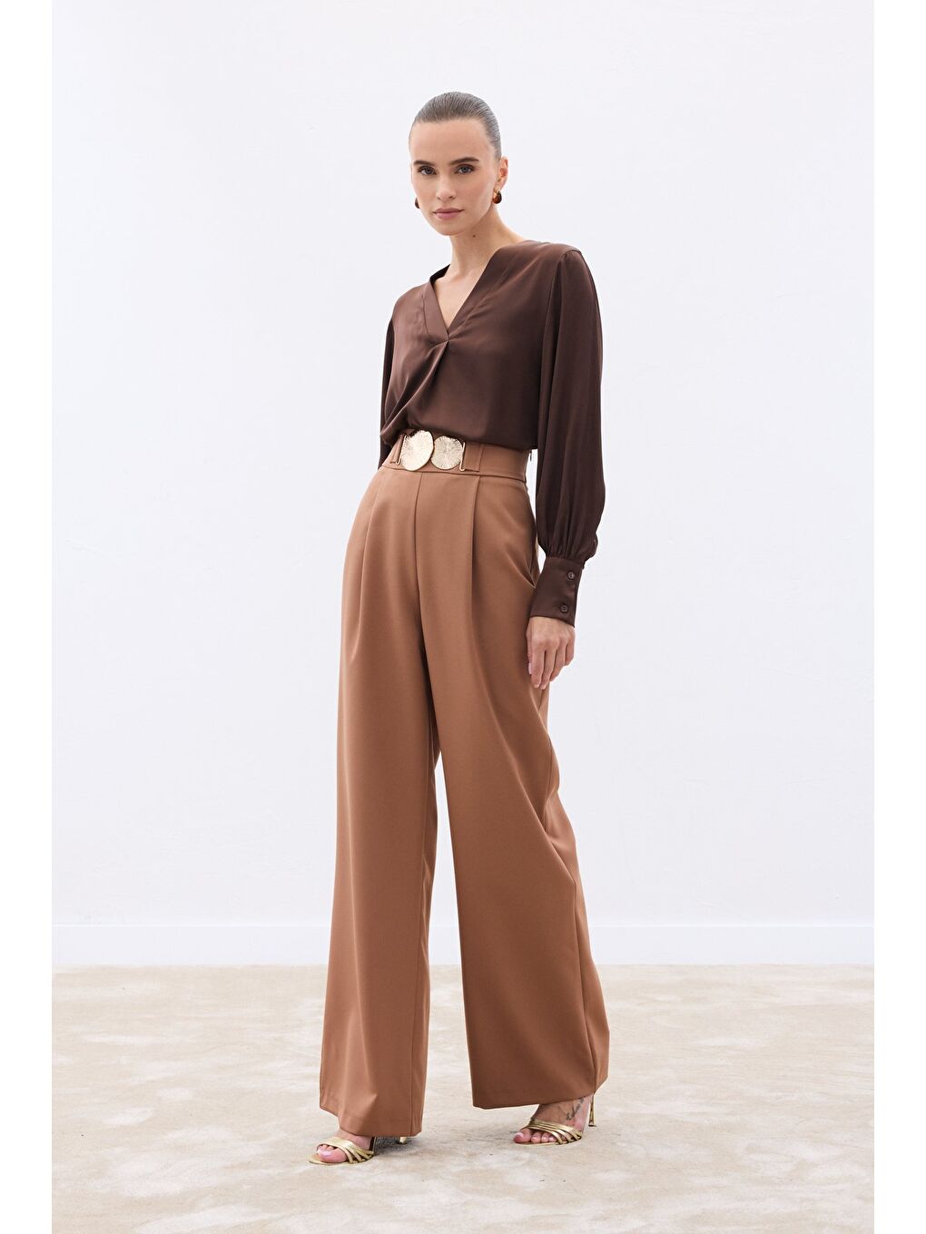 Kahverengi Aksesuarlı Pantolon - Camel-1