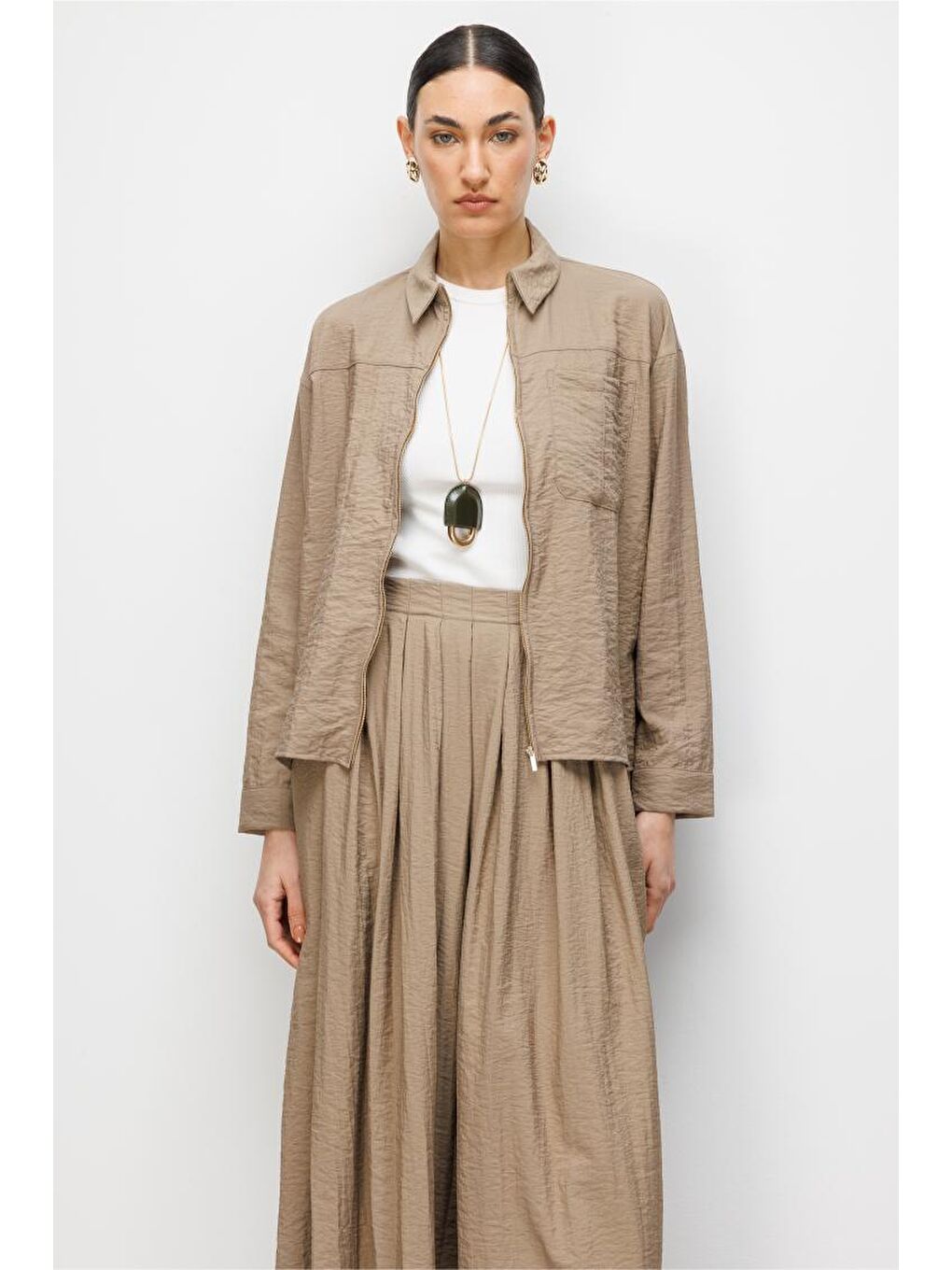 Bej Teknik Kumaş Fermuarlı Vizon Rengi Ceket Gömlek-1