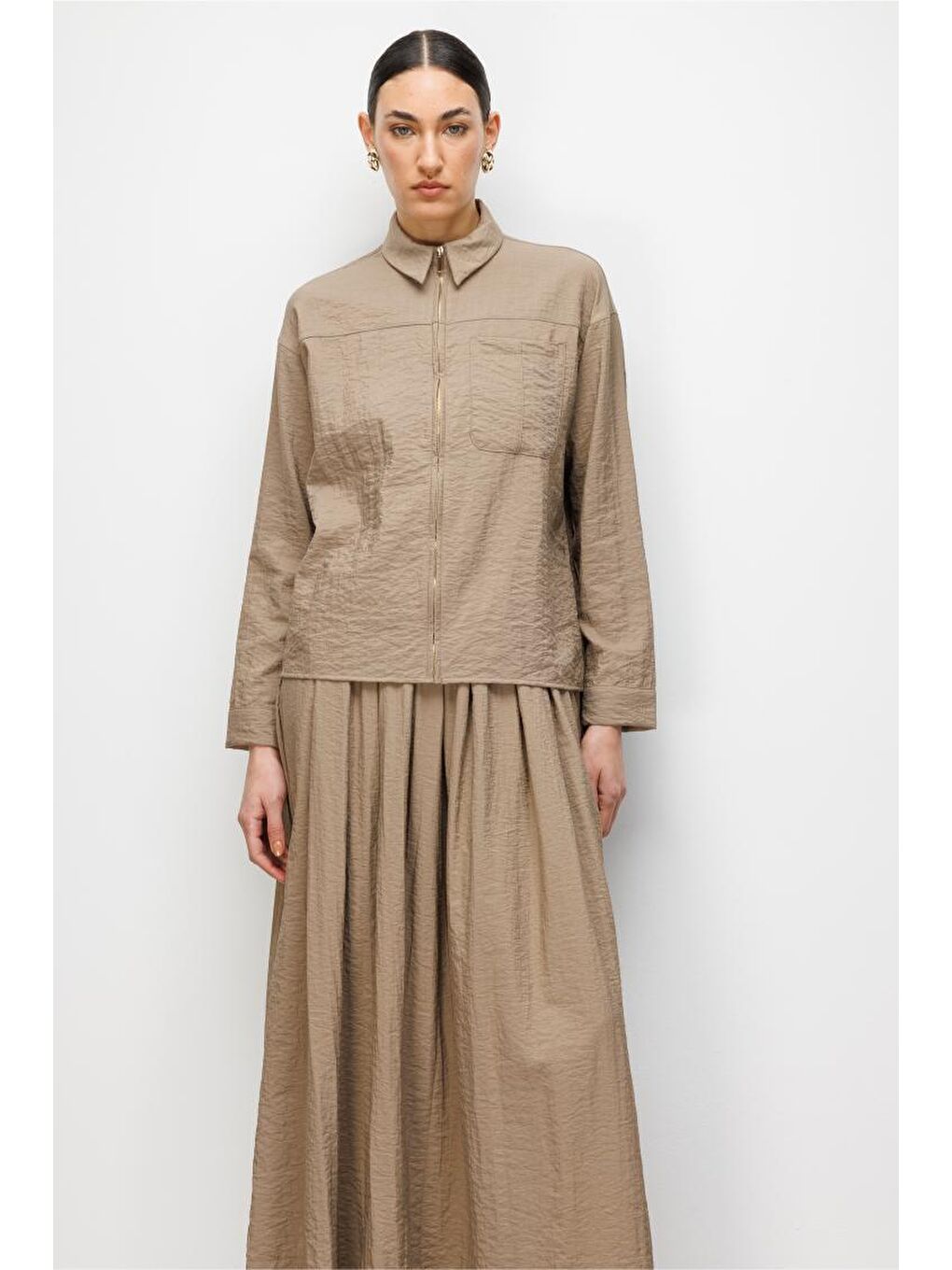 Bej Teknik Kumaş Fermuarlı Vizon Rengi Ceket Gömlek-2