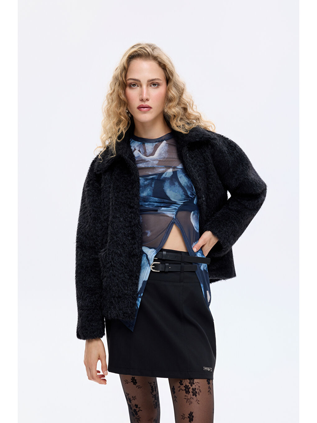 Gömlek Yaka Düğmeli Tüylü Ceket Siyah-2