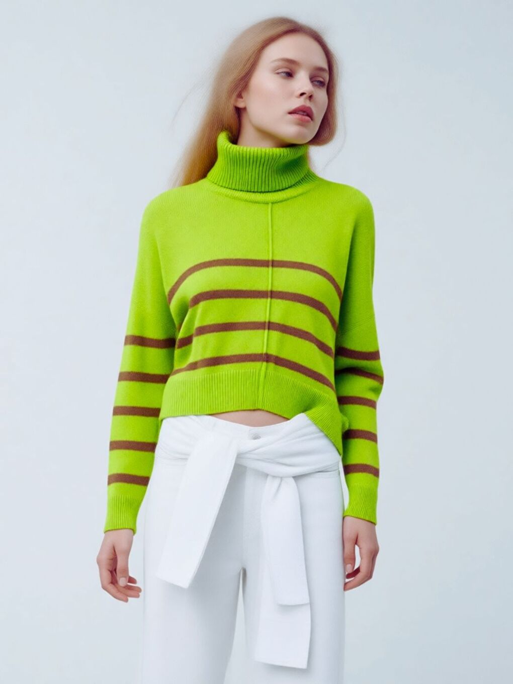 Kadın Fıstık Yeşili Boğazlı Vizon Çizgili Önü Biyeli Triko Kazak