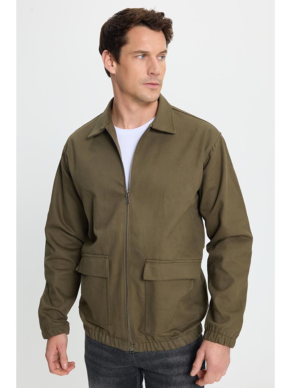 Erkek Relax Fit Rahat Kesim Çift Cep Kapaklı Fermuarlı Beli Lastikli Düz Haki Ceket-1
