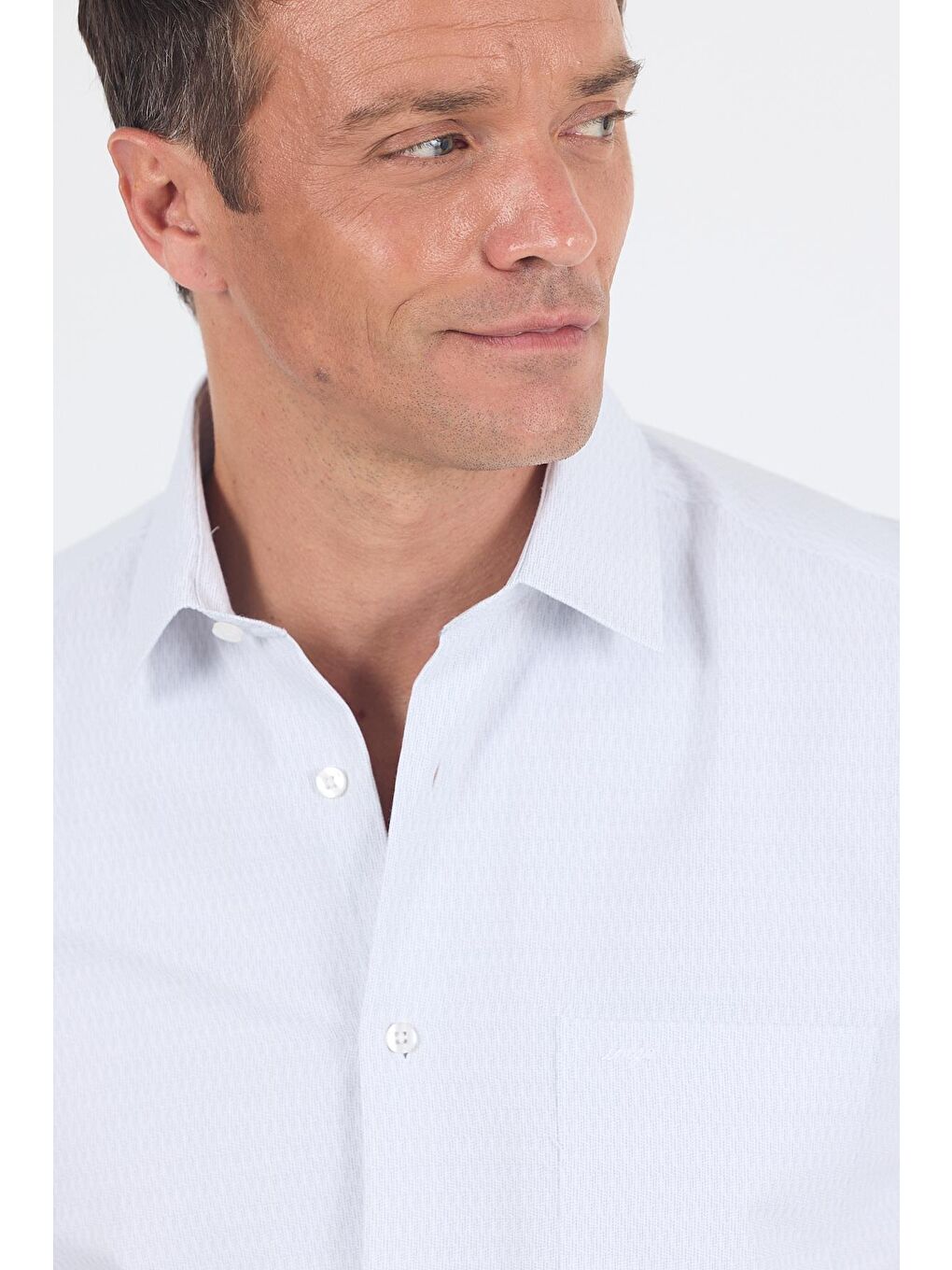 Beyaz-Mavi Sert Yaka Kısa Kol Cepli Comfort Fit Cls Gömlek 1004250260-3