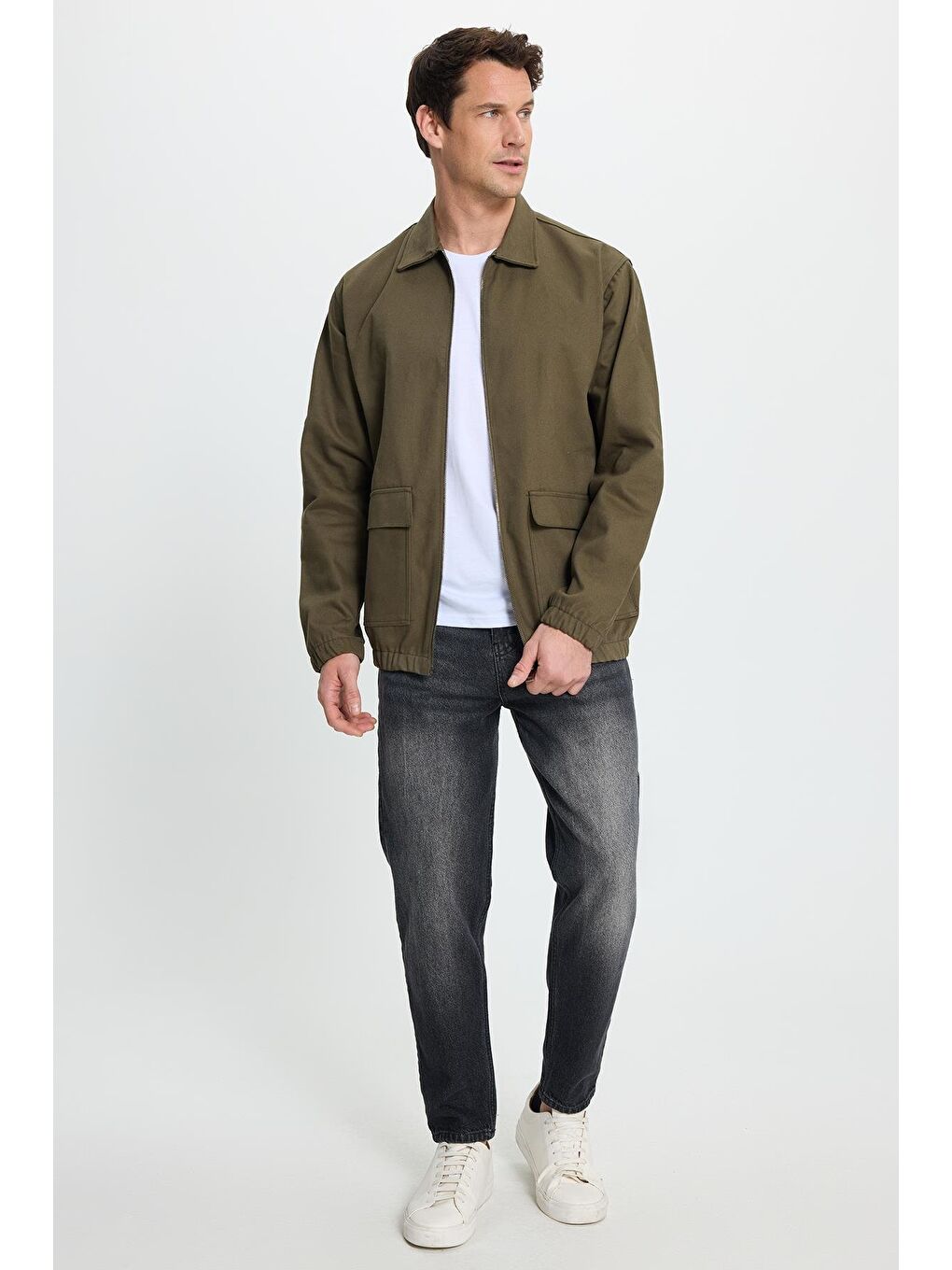 Erkek Relax Fit Rahat Kesim Çift Cep Kapaklı Fermuarlı Beli Lastikli Düz Haki Ceket-4