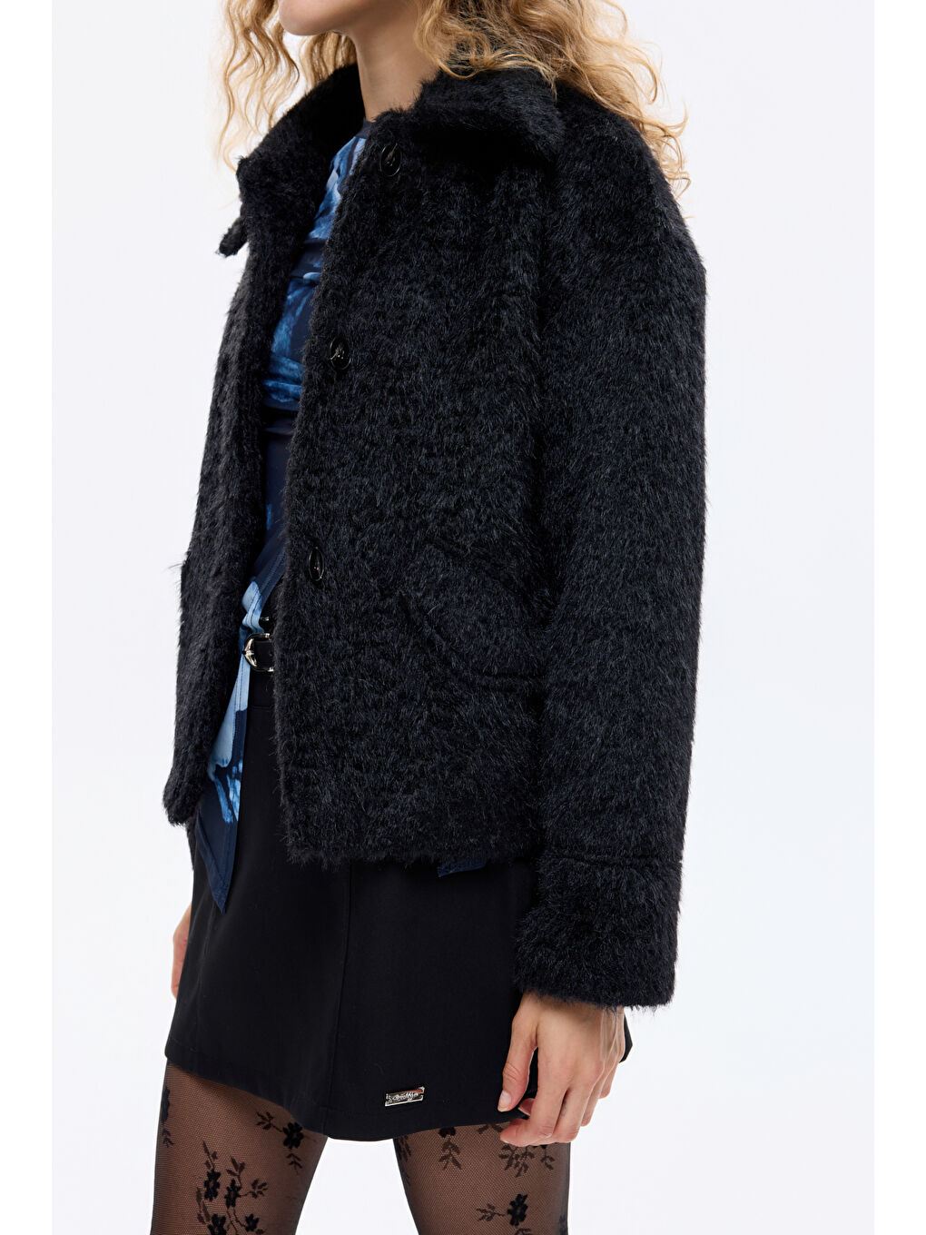 Gömlek Yaka Düğmeli Tüylü Ceket Siyah-3