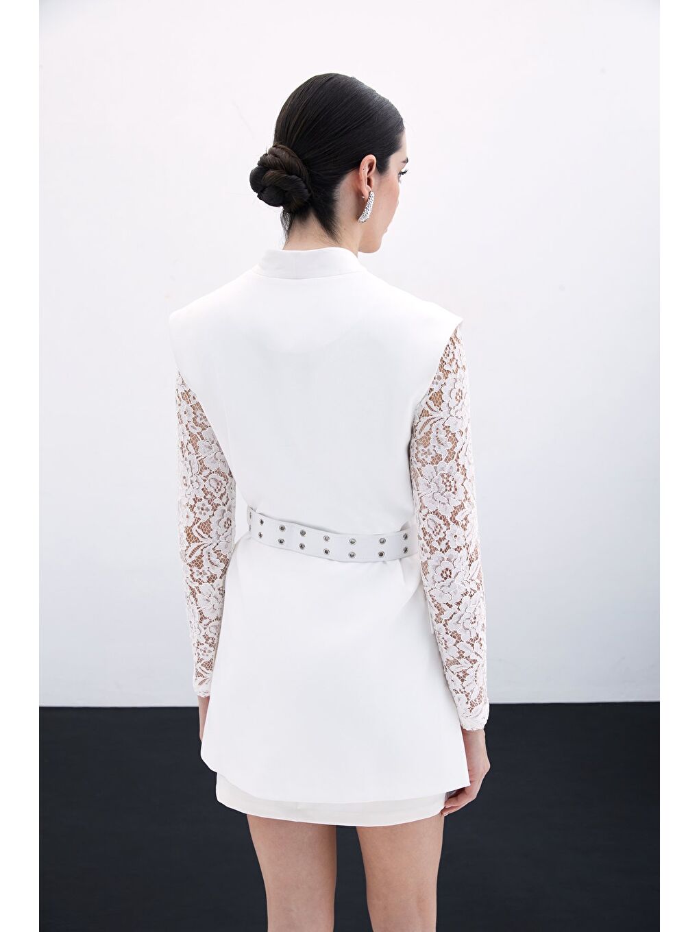 Kemerli Uzun Yelek - Ekru-7