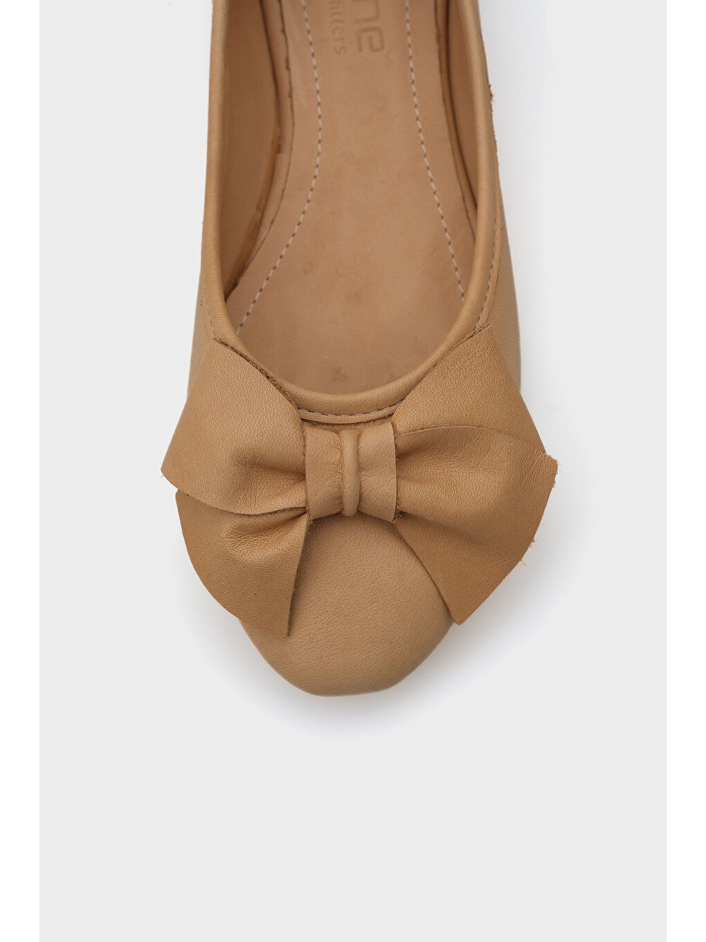 Bej Bliss Kadın Hakiki Deri Fiyonk Aksesuarlı Babet-2