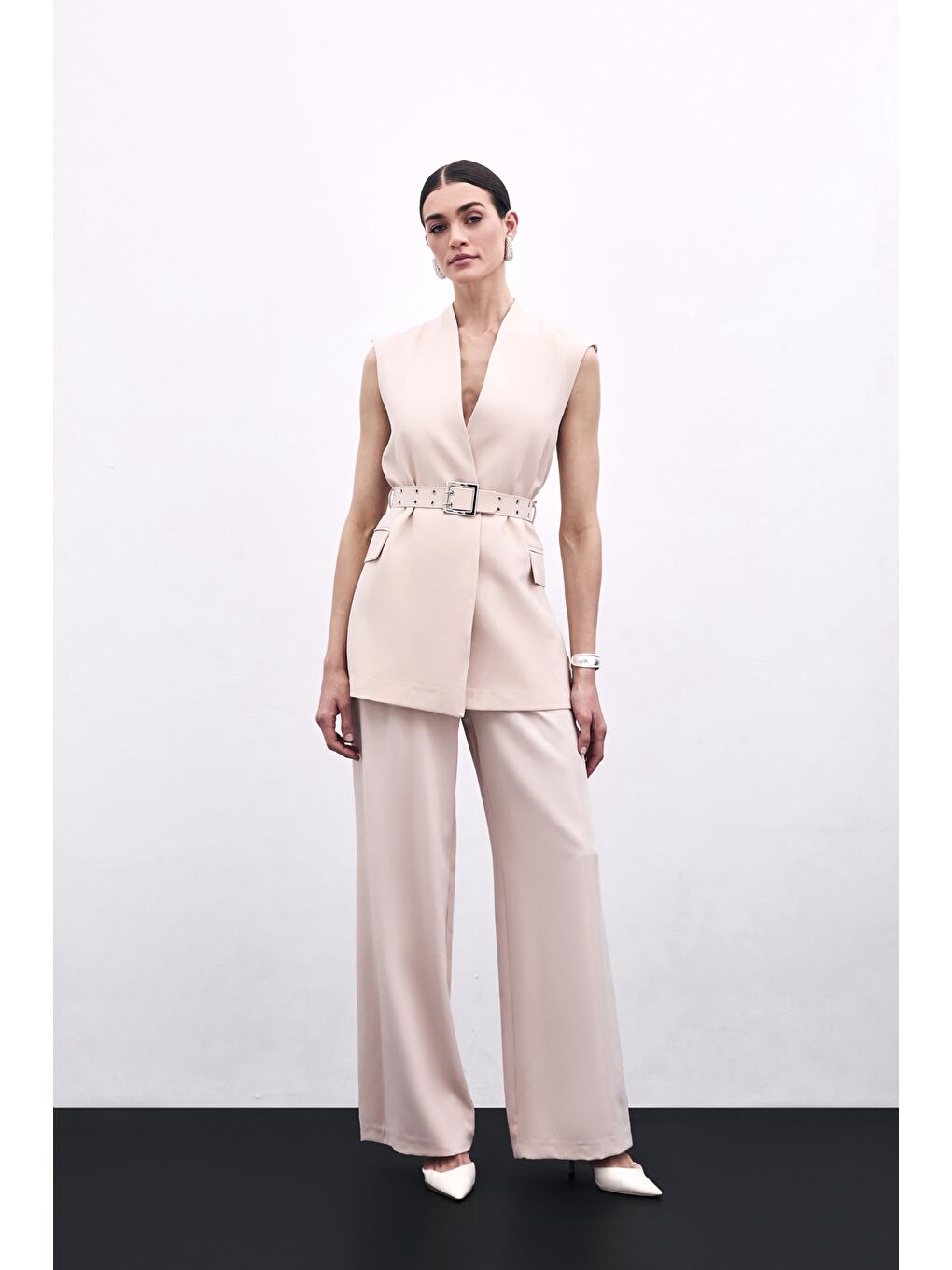 Kemerli Uzun Yelek - Bej-1