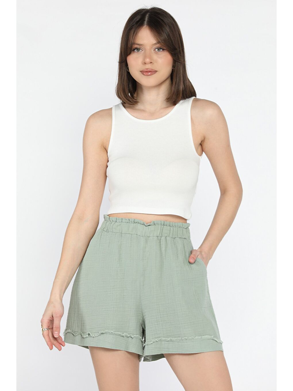 Yeşil Kadın Keten Şort