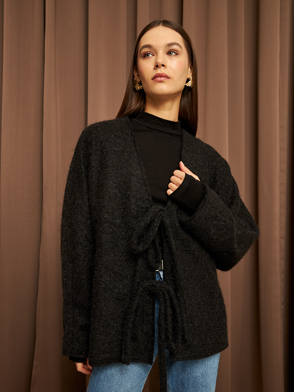 Kadın Siyah Bağcık Detaylı İthal Kaşe Ceket-2