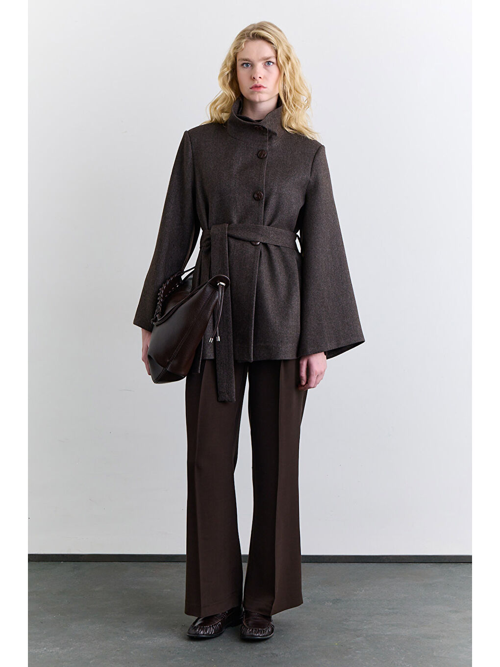 Bej Geniş Kol Kuşaklı Ceket Vizon-1