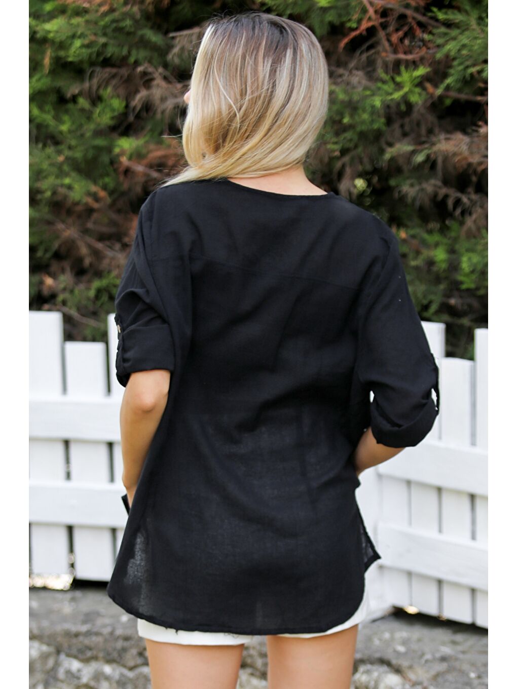 Siyah Alttan Britli Yaka Düğmeli Uzun Kollu Pul Payet Aplikeli Dokuma Casual Gömlek-3