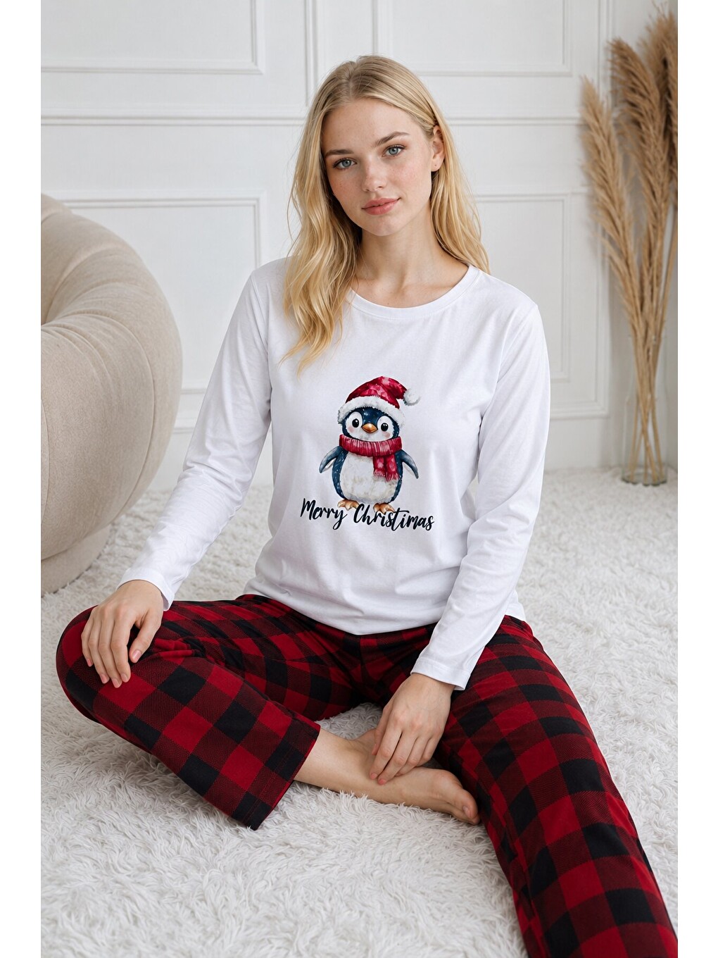 Beyaz Penguen Baskılı Uzun Kollu Kadın Pijama Takımı-2
