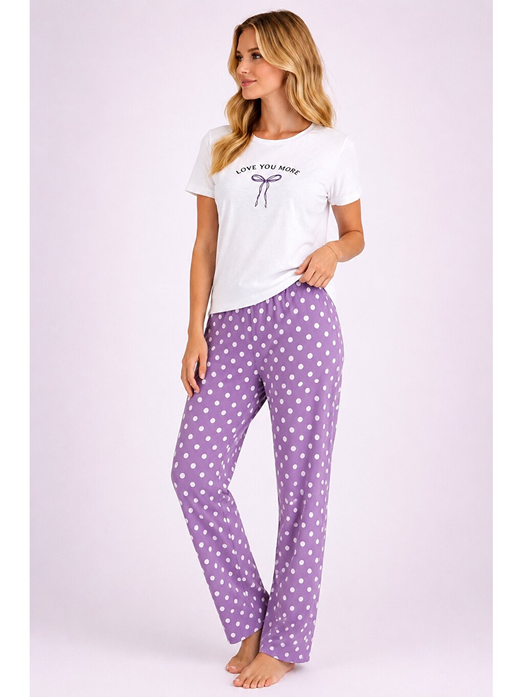 Beyaz Love You More Baskılı Lila Puantiyeli Pijama Takımı