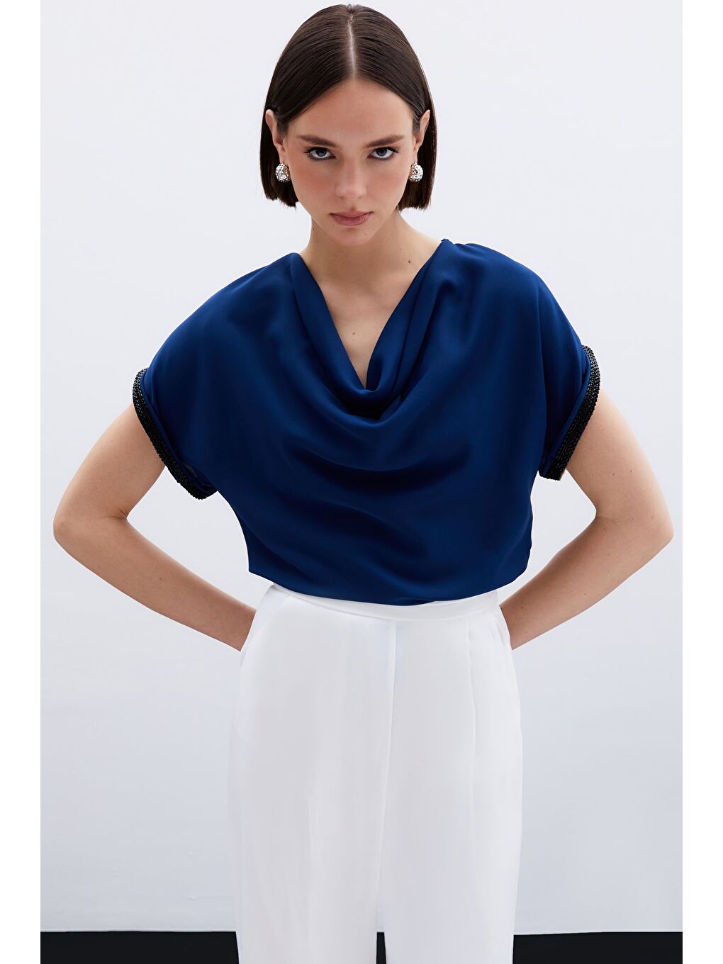 Kollar Taş Detaylı Salaş Bluz - Lacivert-1