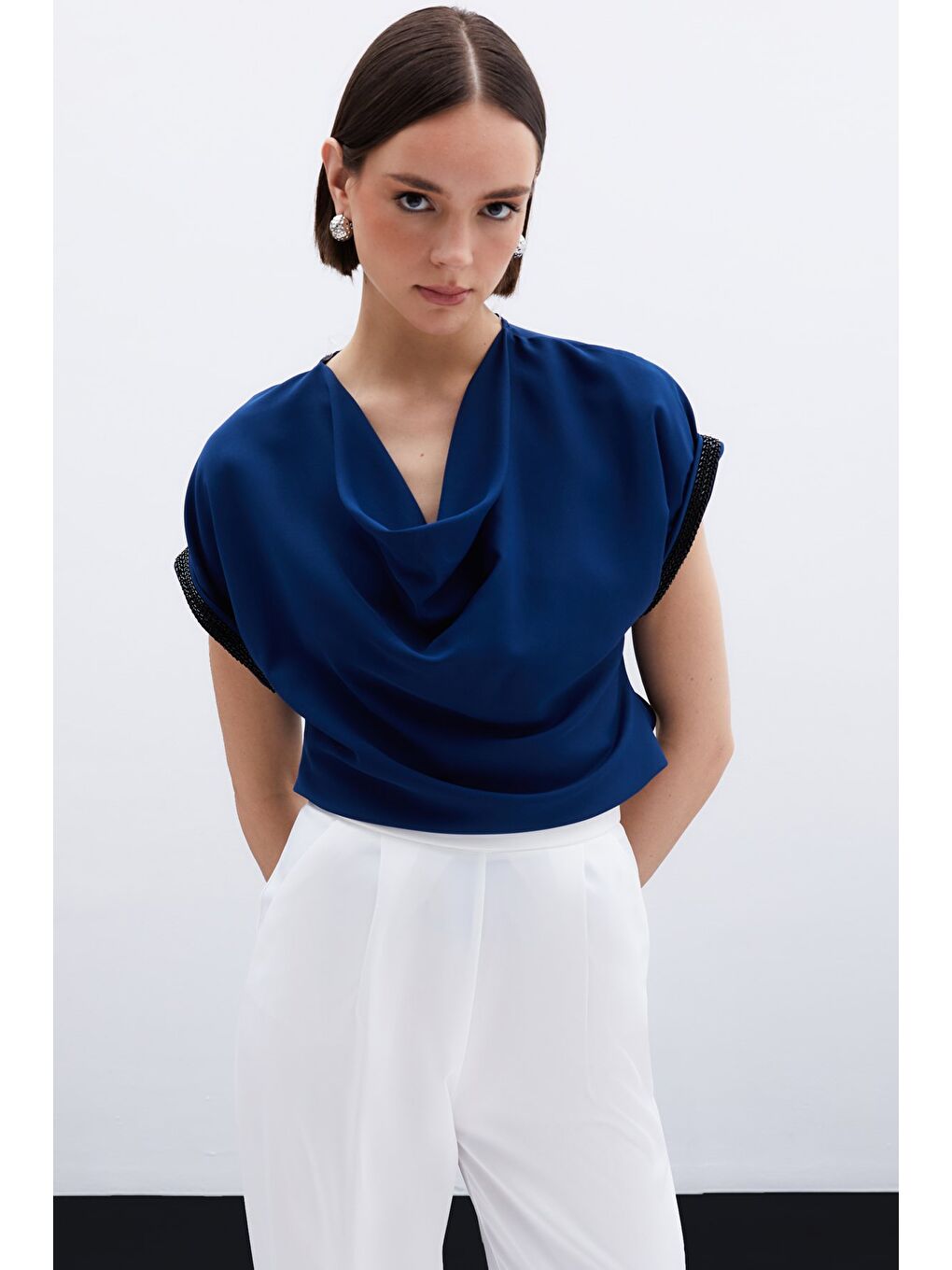 Kollar Taş Detaylı Salaş Bluz - Lacivert-2