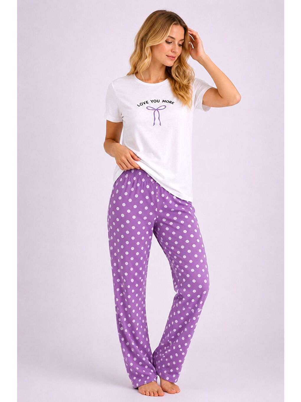 Beyaz Love You More Baskılı Lila Puantiyeli Pijama Takımı-2
