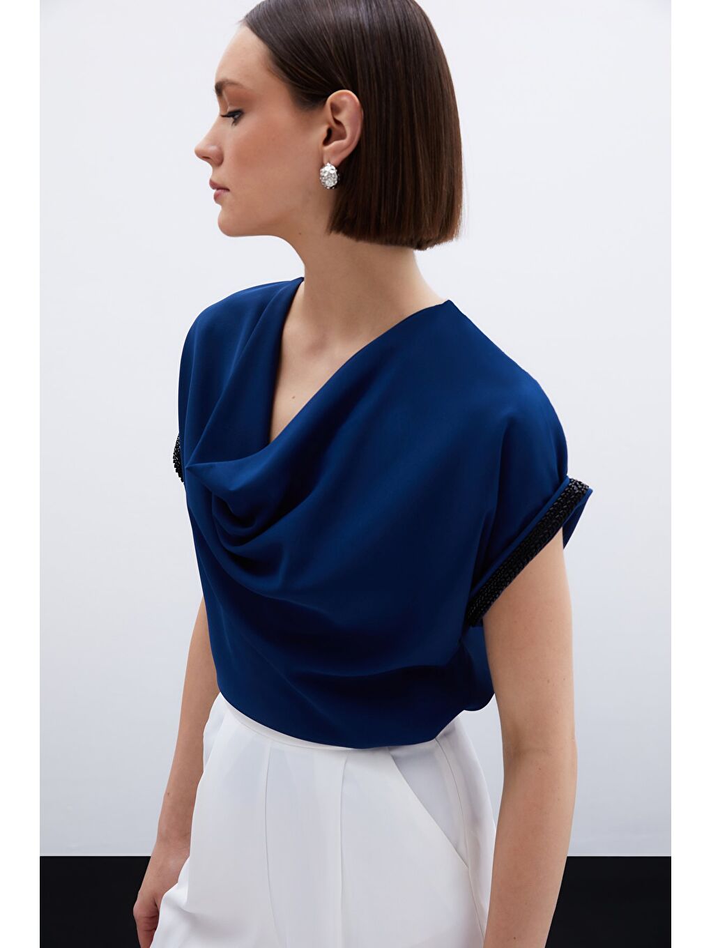 Kollar Taş Detaylı Salaş Bluz - Lacivert-4