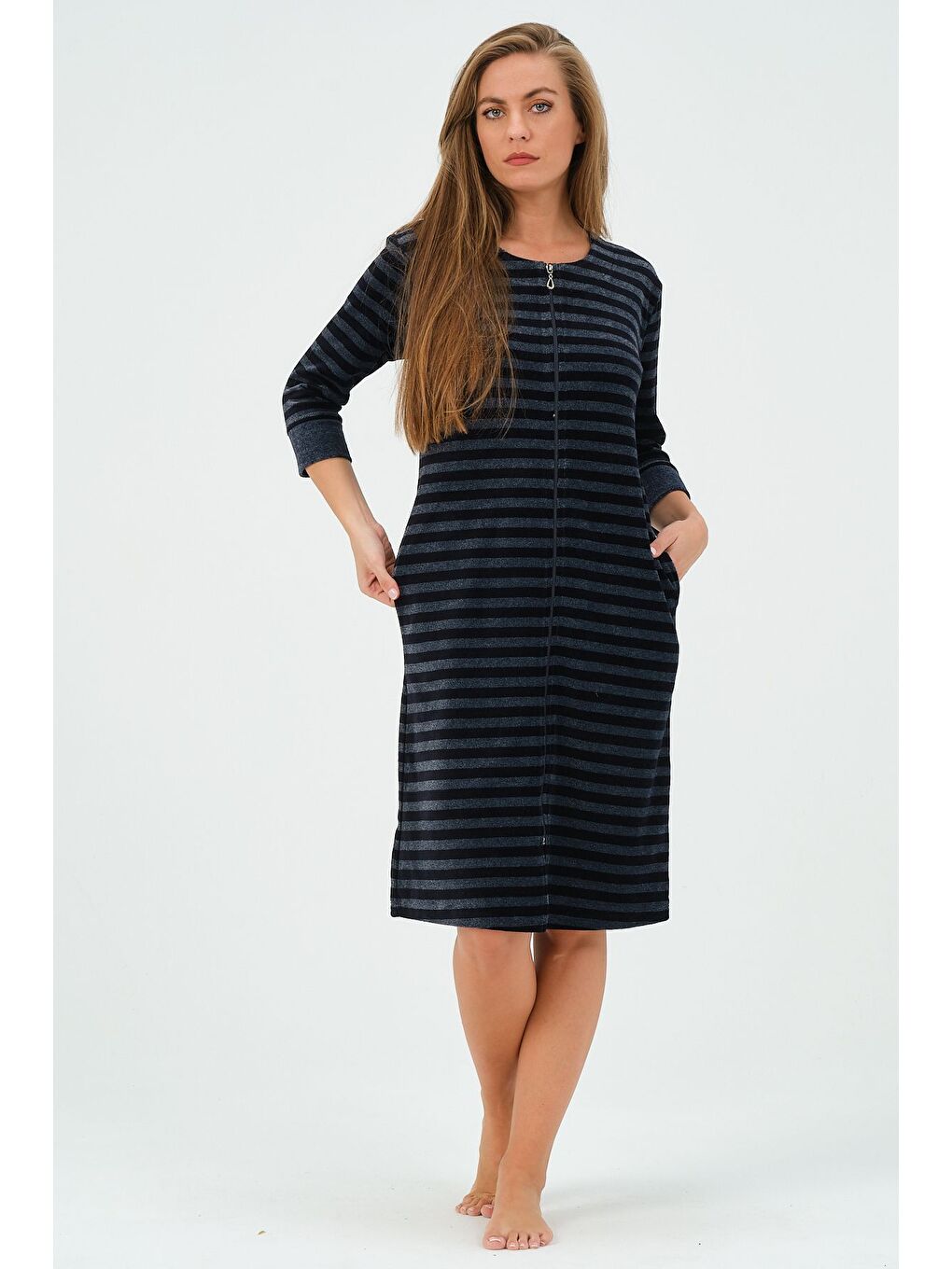 Kadın Lacivert Çizgili Fermuarlı Cepli Kadife Elbise-1