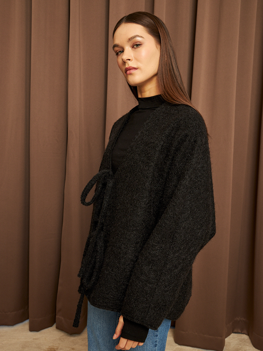 Kadın Siyah Bağcık Detaylı İthal Kaşe Ceket-8