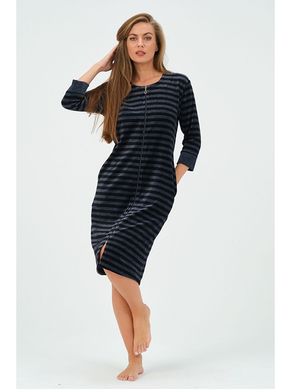 Kadın Lacivert Çizgili Fermuarlı Cepli Kadife Elbise-2