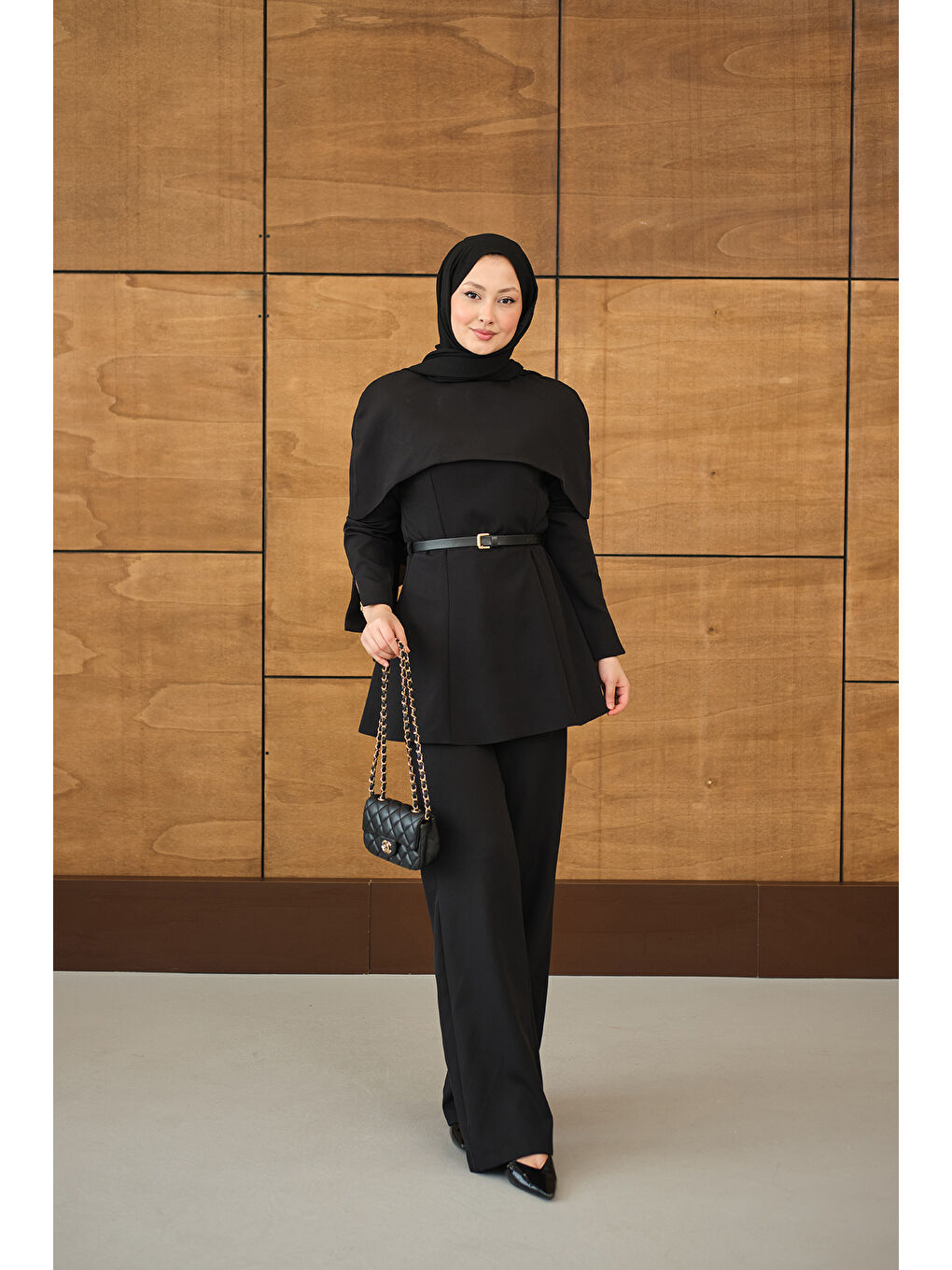 Kadın Çıkarılabilir Pelerin Detaylı Takım Siyah-2