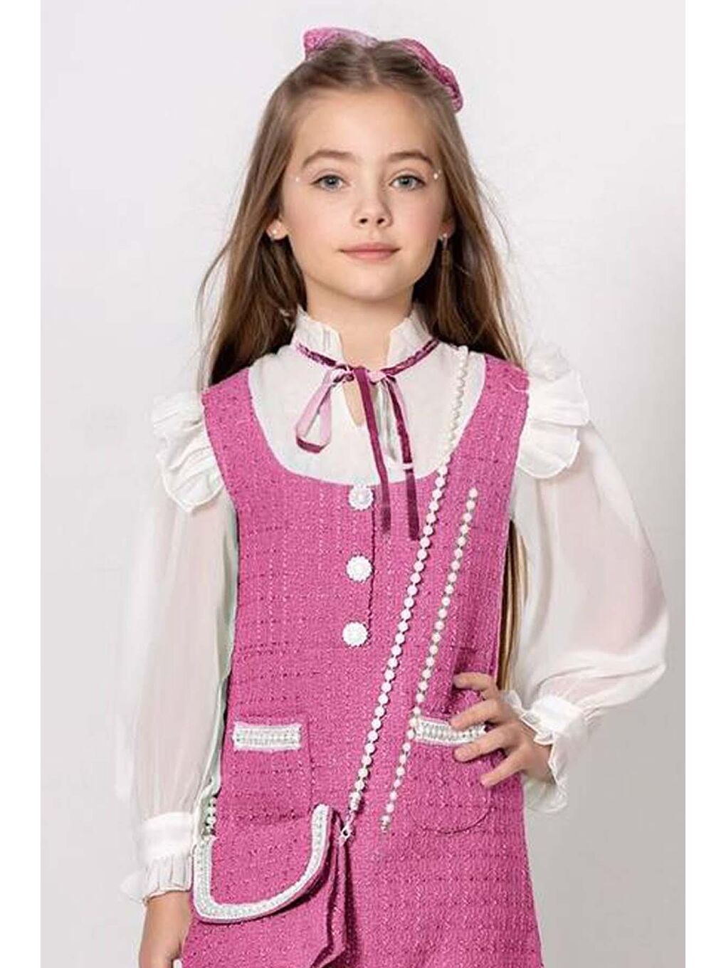 Kız Çocuk Kolları ve Yakası Şifon Etek Ucu Fırfırlı İnci İşlemeli Çift Cepli Pembe Triko Elbise-2