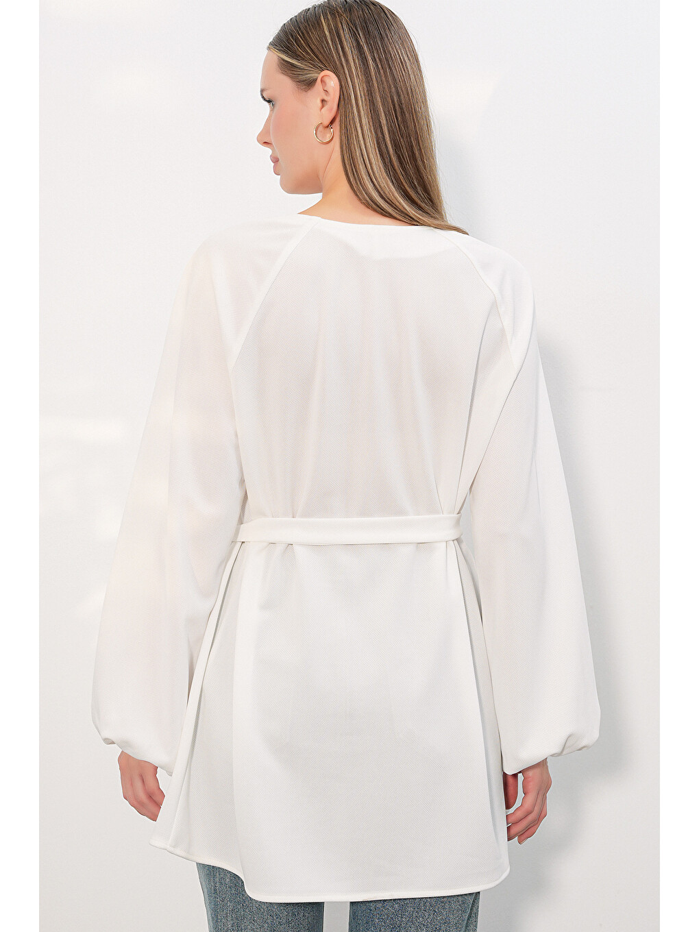 Kadın Çizgili Bağcıklı Oversize Tunik 50009 - Beyaz-5