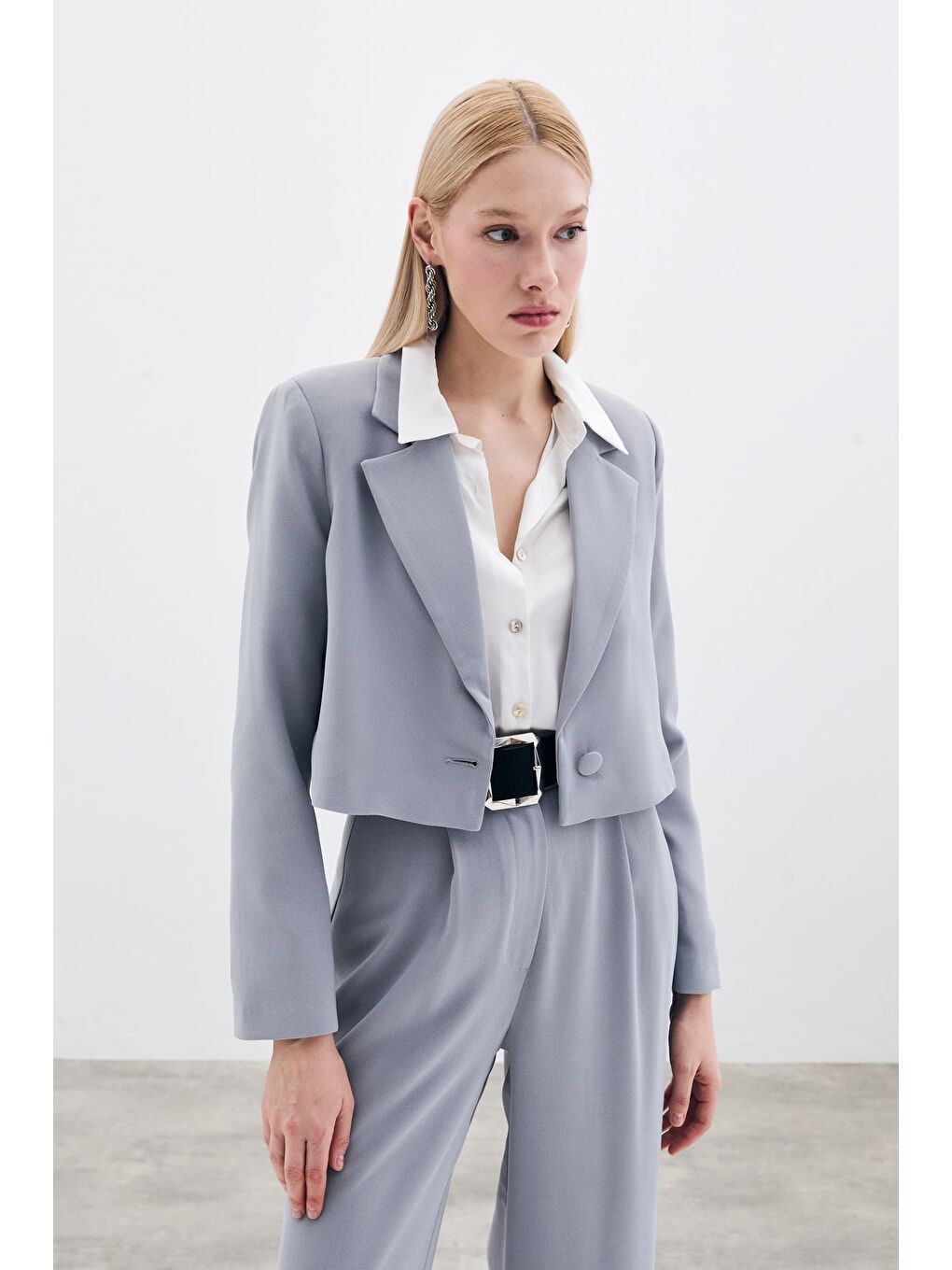 Kısa Krep Ceket - Gri-2