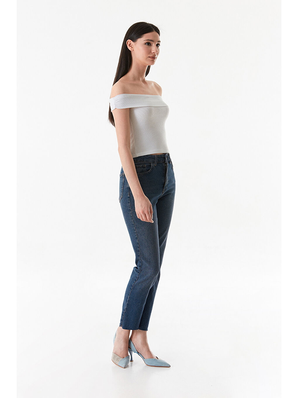 Beyaz Basic Madonna Yaka Bluz-3