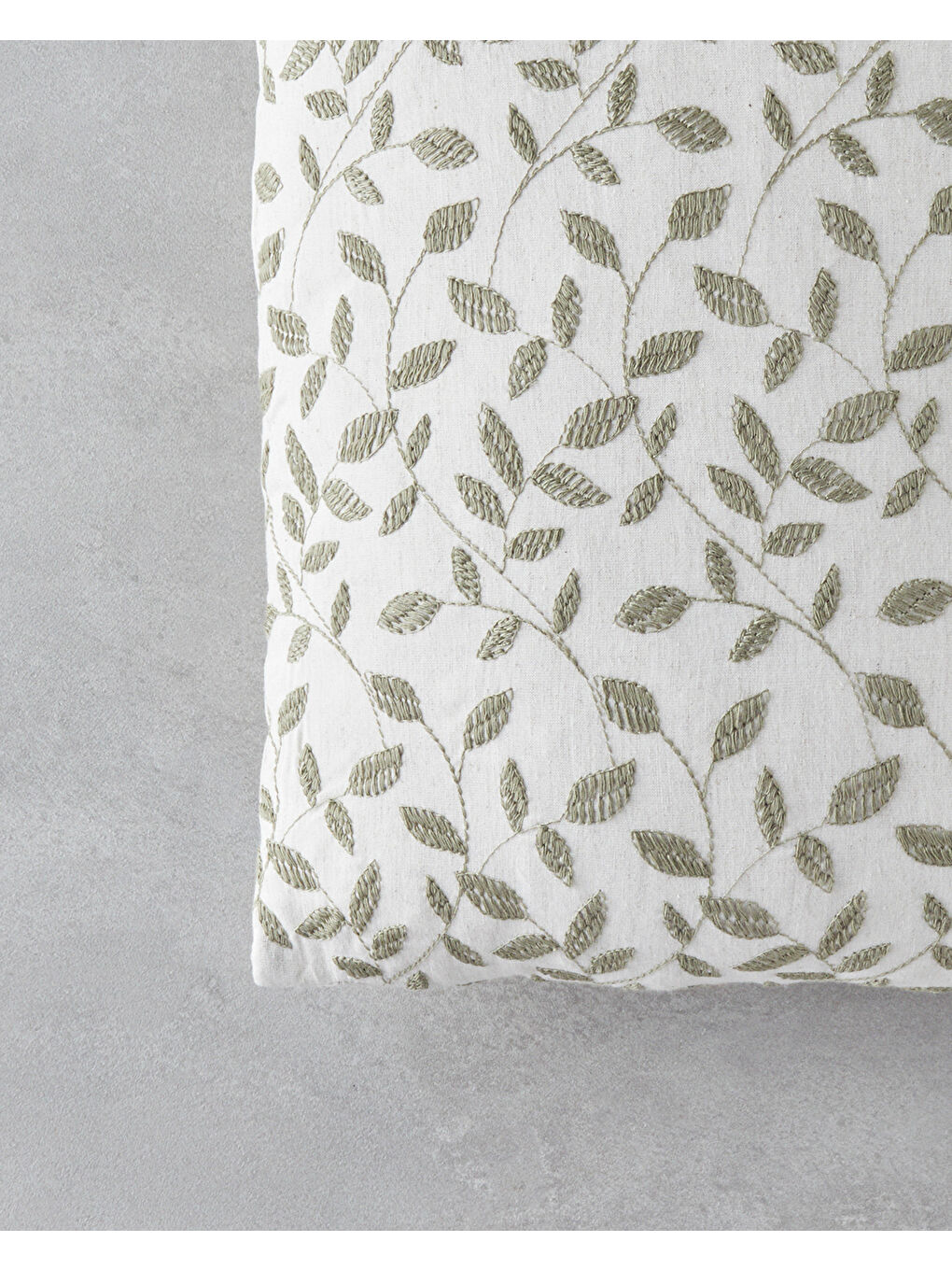 Shine Line Kırlent Kılıfı 42x42 cm Yeşil-1