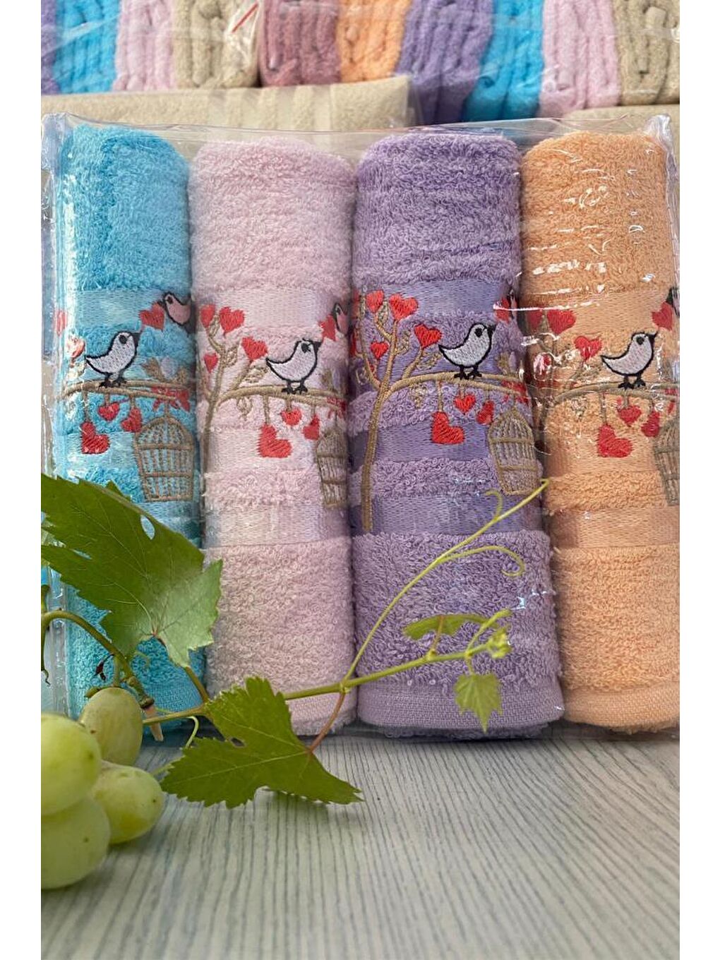 Karışık Softy Bird 4lü Nakışlı Çeyizlik Havlu Takımı