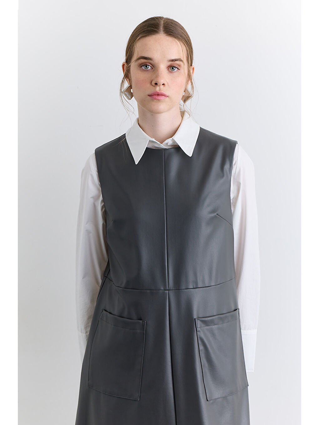 Cep Detaylı Deri Elbise Gri-3