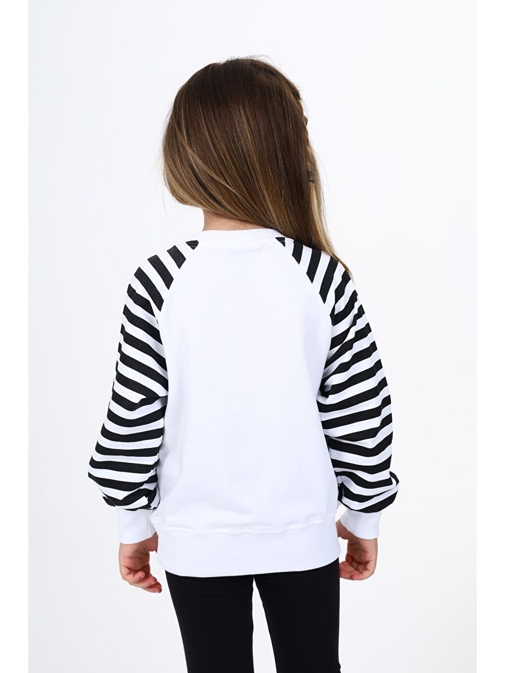 Beyaz Kız Çocuk Nakışlı Sweatshirt-3