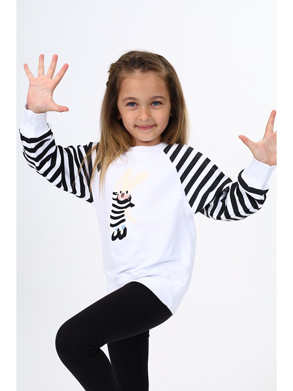 Beyaz Kız Çocuk Nakışlı Sweatshirt-4