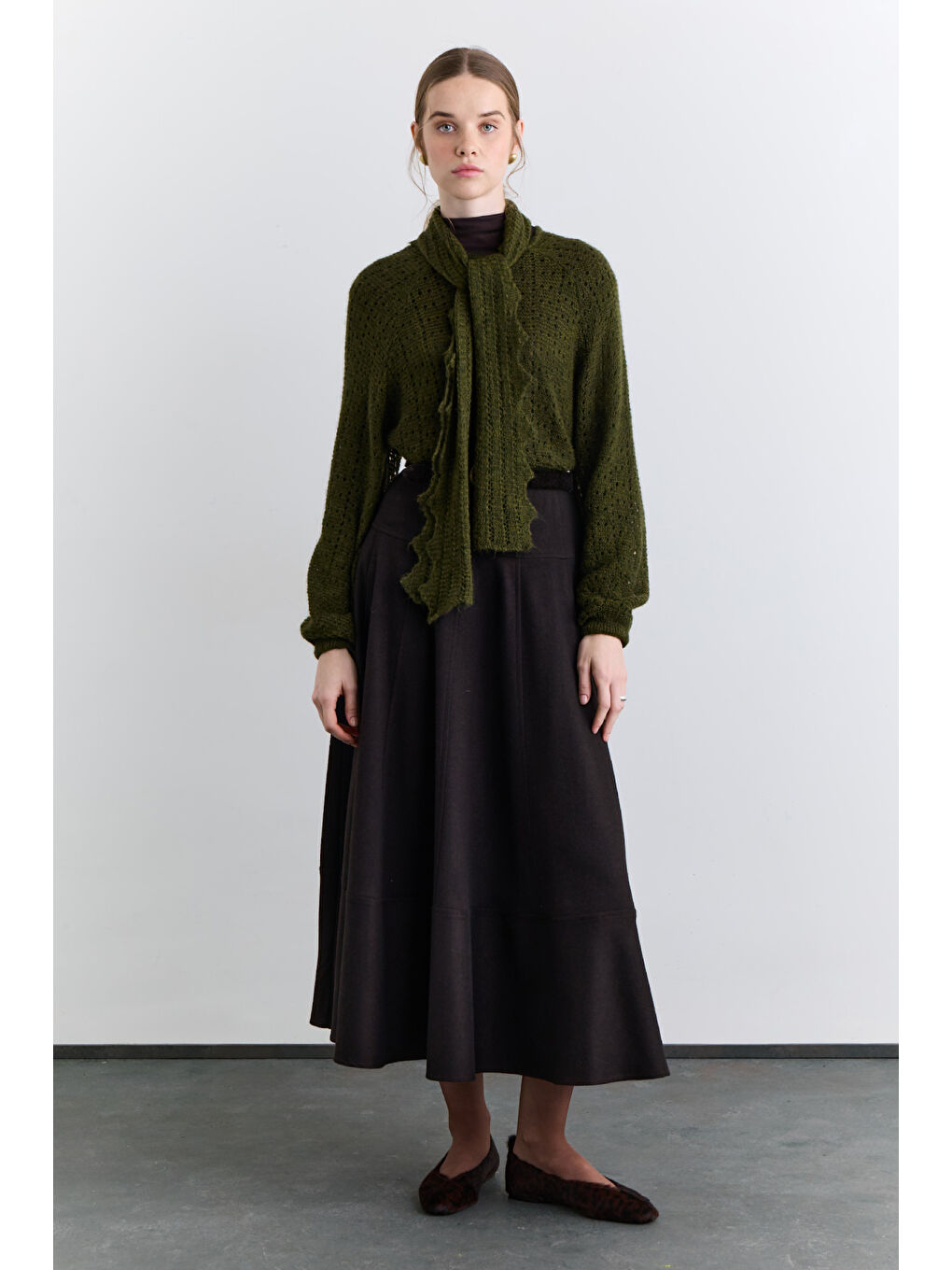 Kup Detaylı Geniş Etek Kahverengi-3