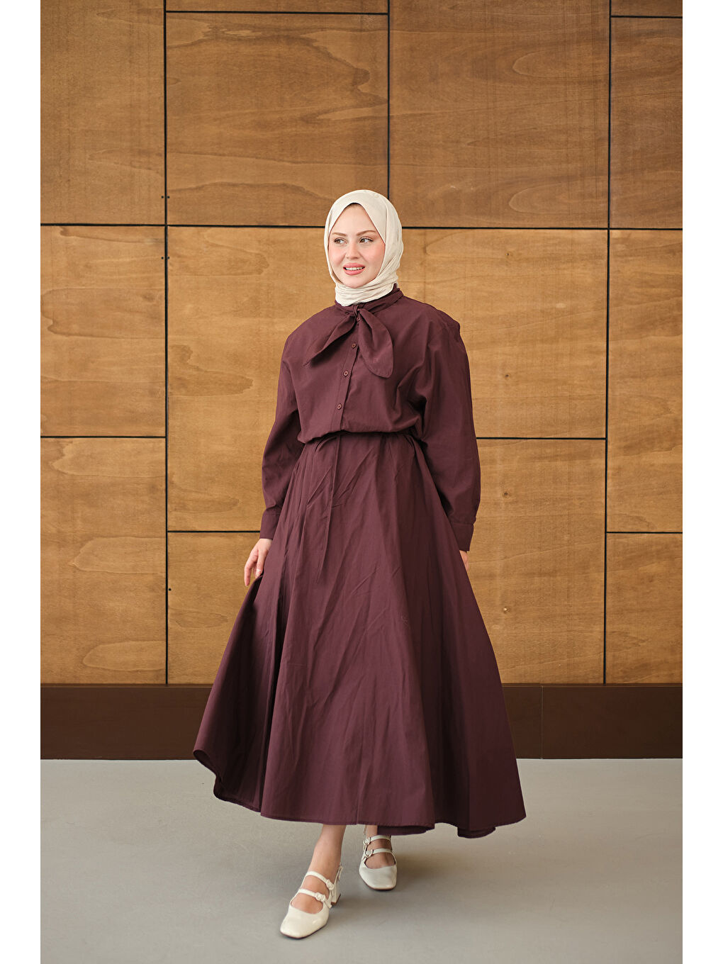 Kadın Fular Yaka Gömlekli Takım Bordo