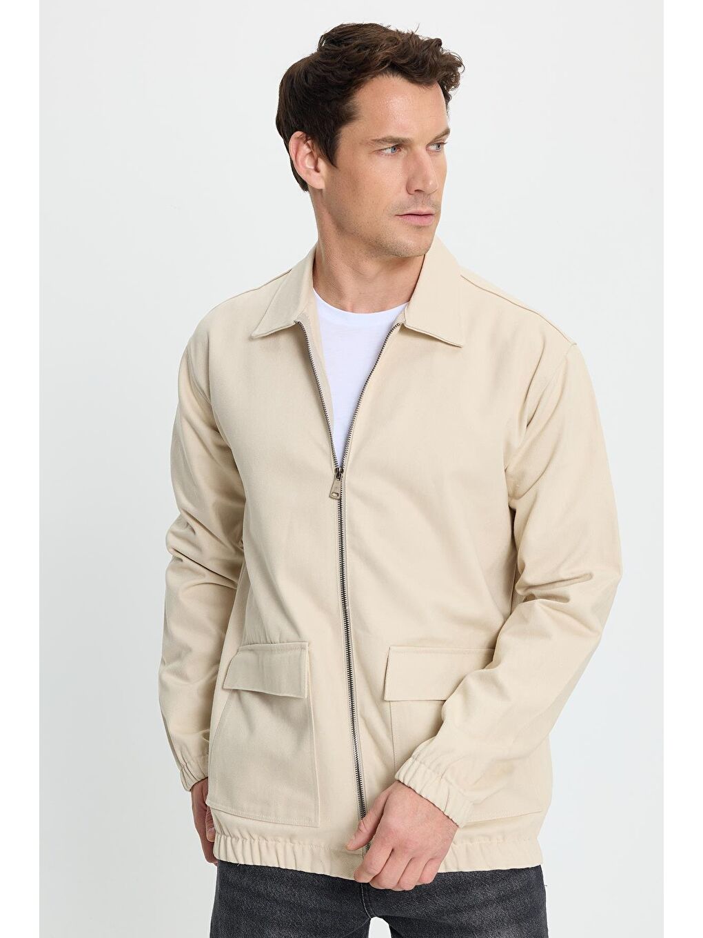 Bej Erkek Relax Fit Rahat Kesim Çift Cep Kapaklı Fermuarlı Beli Lastikli Düz Ceket-5