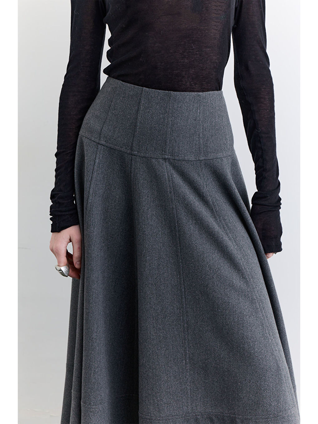 Kup Detaylı Geniş Etek Gri-4