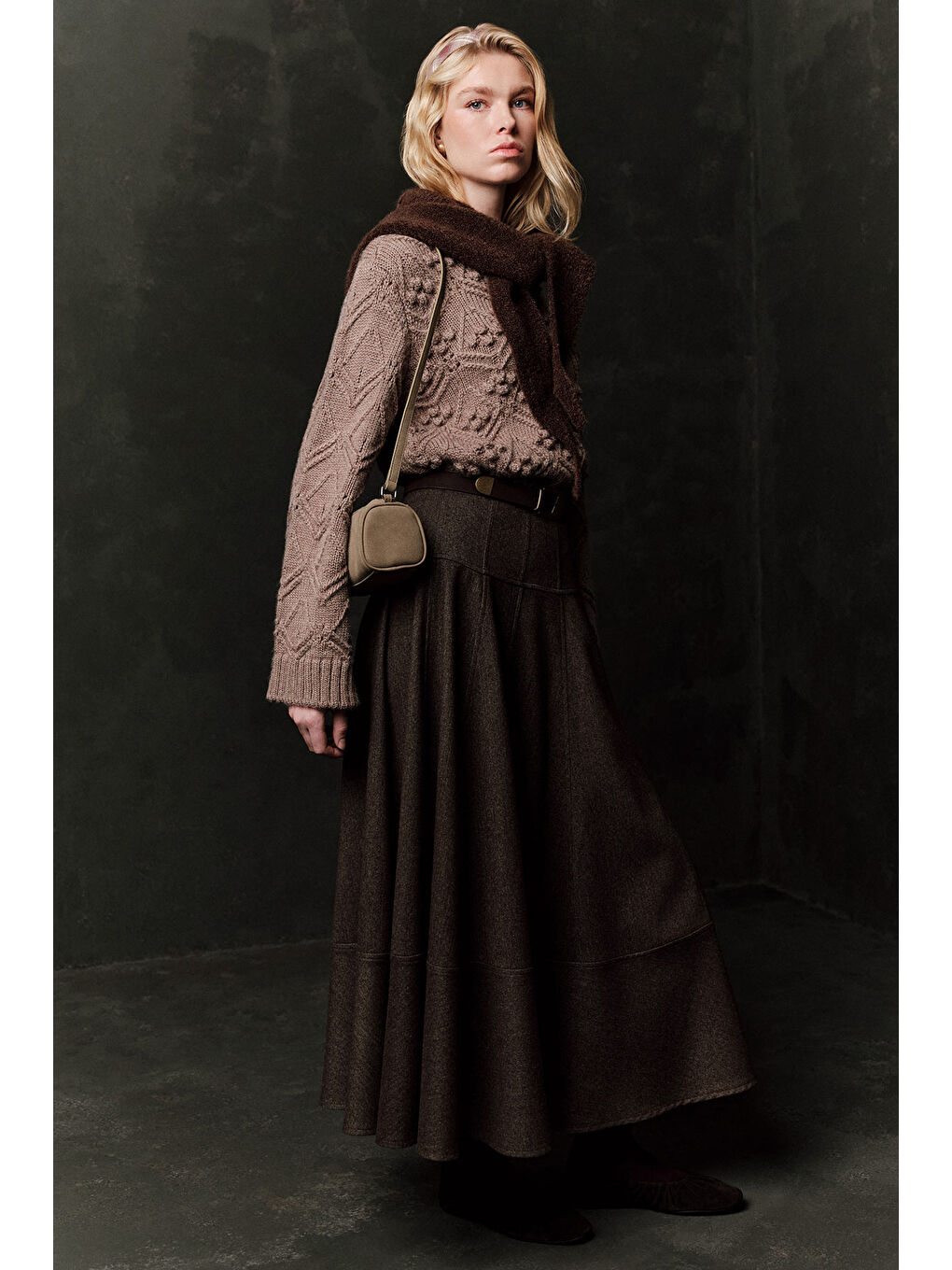 Bej Kup Detaylı Geniş Etek Vizon-2