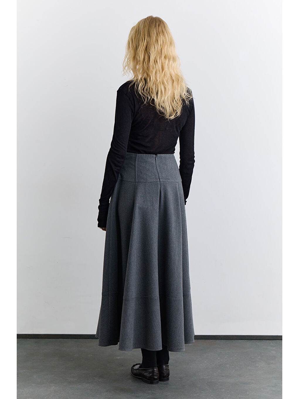 Kup Detaylı Geniş Etek Gri-5