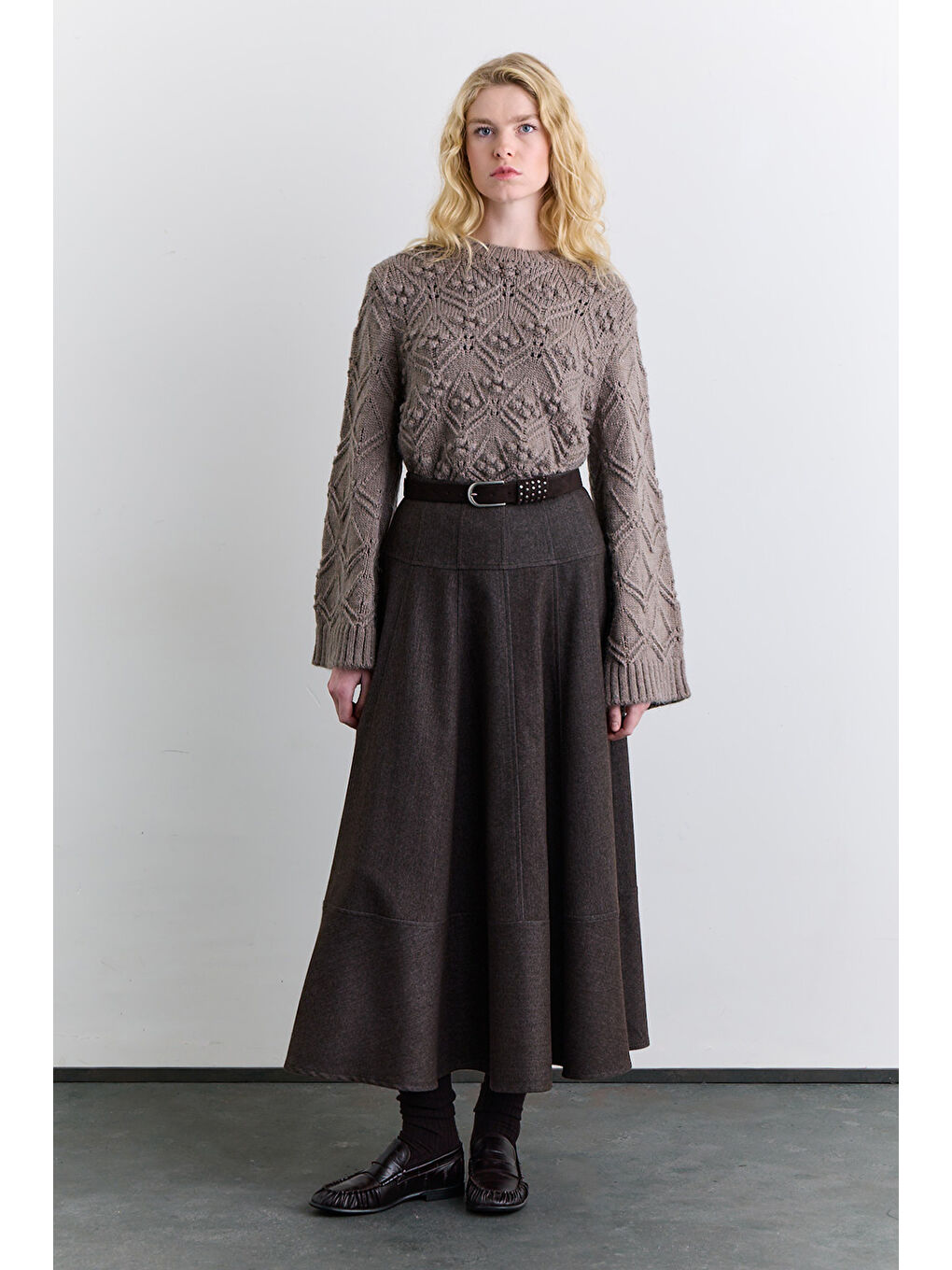 Bej Kup Detaylı Geniş Etek Vizon-4