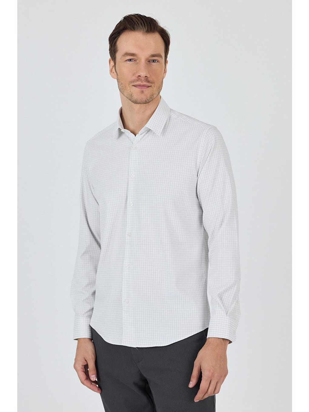 Beyaz Sert Yaka Cepsiz Gabardin Uzun Kol Slim Fit Esnek Gömlek 1004250232-2